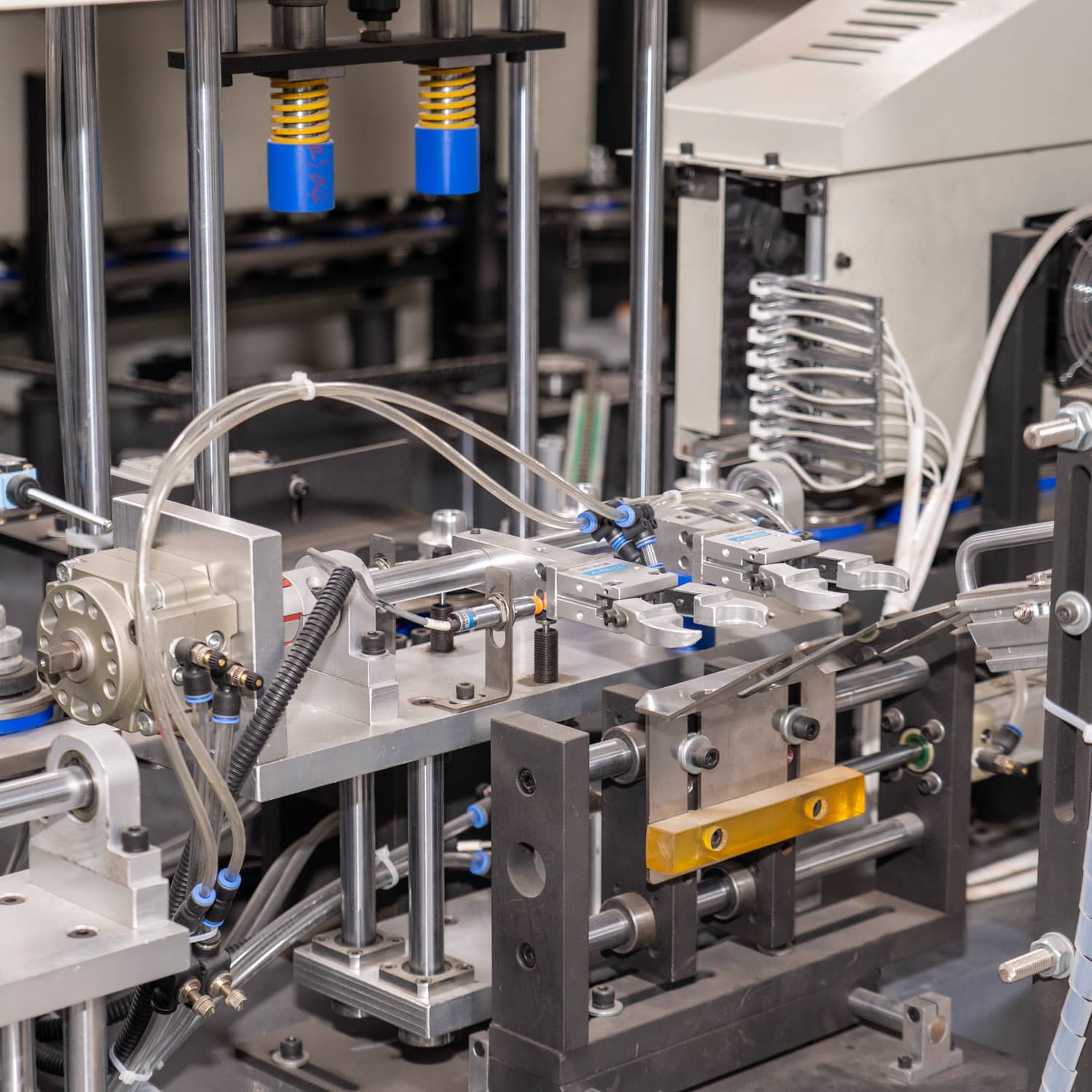 PET Blow Molding Machines