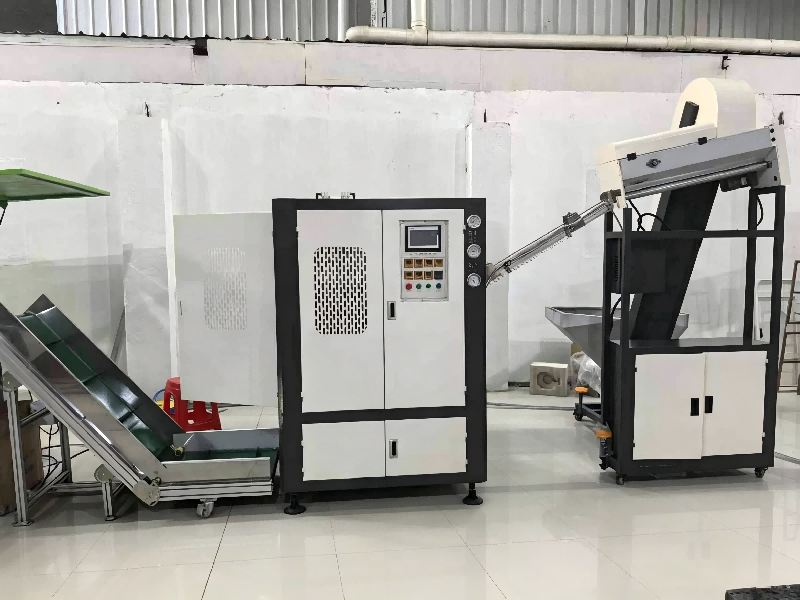 Cost-Effective Automatic Bottle Blowing Machine